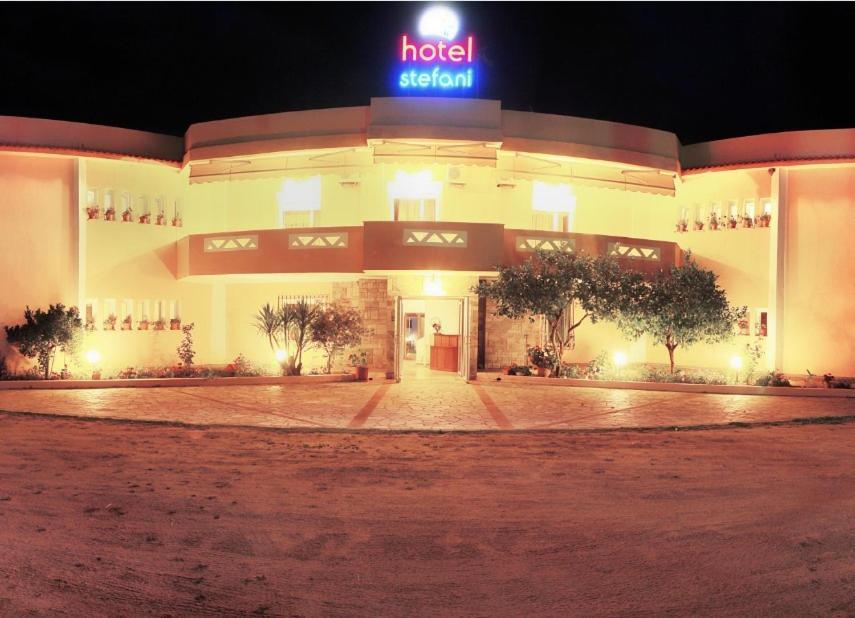 Hotel Stefani Sarti Eksteriør billede
